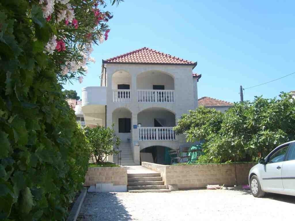 Apartments And Rooms By The Sea Sutivan, Brac - 2943 Zewnętrze zdjęcie