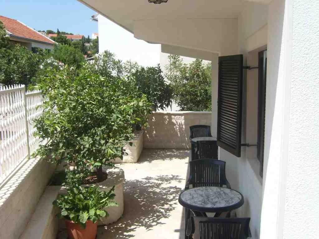 Apartments And Rooms By The Sea Sutivan, Brac - 2943 Zewnętrze zdjęcie